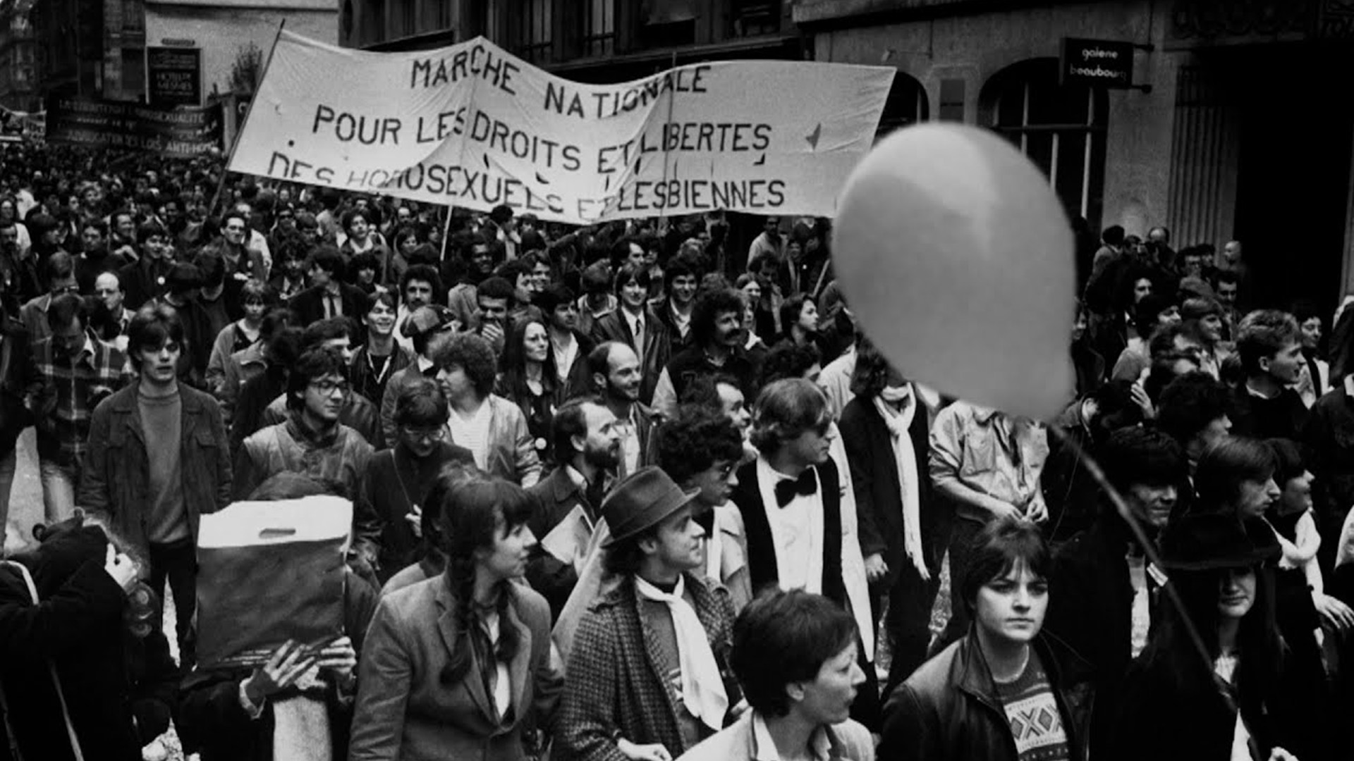 « Homosexualité : la fin du placard » – Planète +