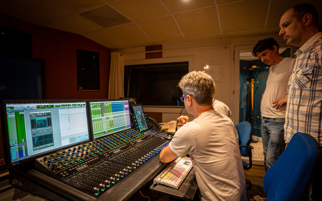 WAYMEL s’équipe de la console de mixage AVID S4